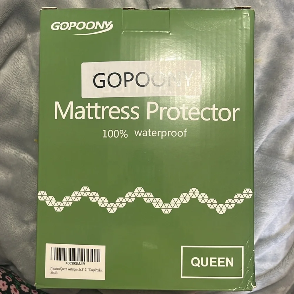 Gopoony Queen Mattress Protector